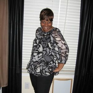 Meet your Posher, Alicia